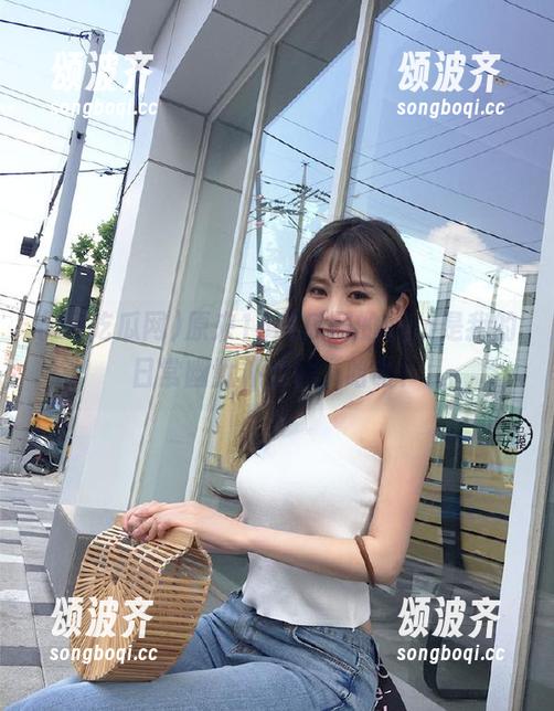 15吃瓜网 原来15吃瓜网的app是我的日常幽默补给站,哈哈!