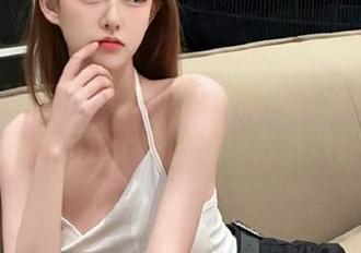 17c吃瓜网站的黑料流量大，可我只是想找个安静的地方听八卦呐。
