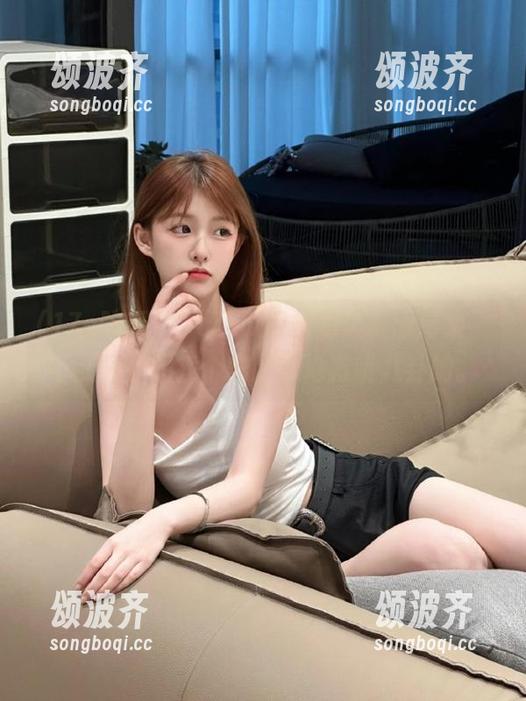 17c吃瓜 17c吃瓜网站的黑料流量大,可我只是想找个安静的地方听八卦呐。
