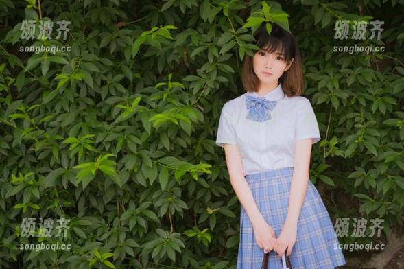 17吃瓜 网页里的朝阳群众碰上“517吃瓜”,简直是火星撞地球的奇妙组合