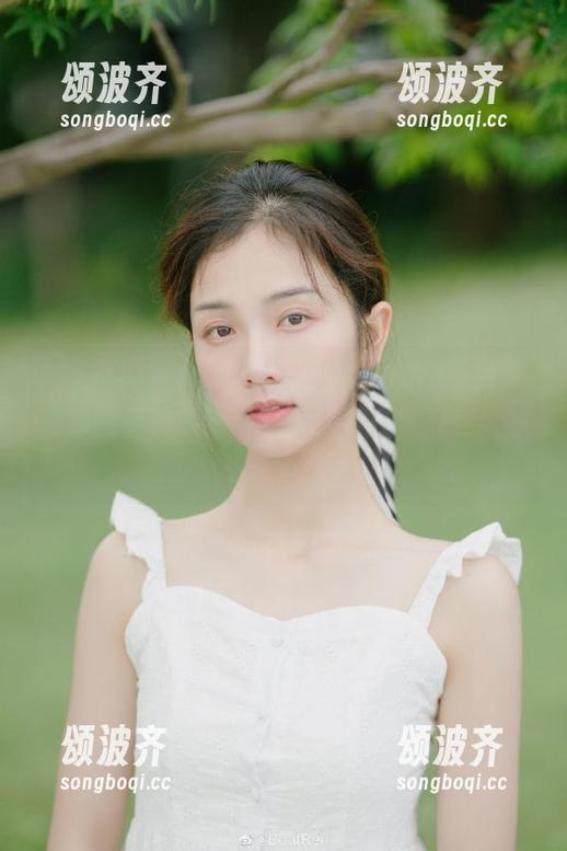 17吃瓜群众 “17吃瓜群众app”教你吃瓜的三种路线,嘴巴跟不上思维速度的节奏!