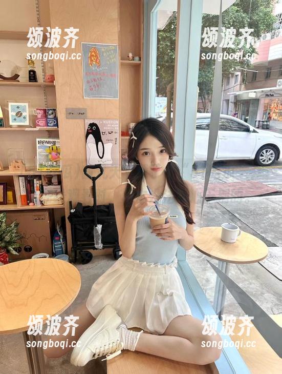 51吃瓜 前几天下载了个“51吃瓜”,看在线观看时,根本没法专心干别的。