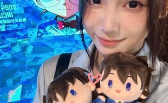 别指望“51吃瓜”网页能给你正经事儿，它就是个好玩的小聚集地嘛。