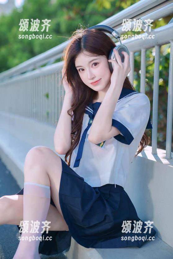51吃瓜 今儿个“51吃瓜”的免费瓜,简单一口,吃得你嘴巴没停!