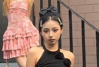 本以为是个宁静的首页，结果51吃瓜fun给我送来了“老板娘未婚夫”的劲爆新闻！