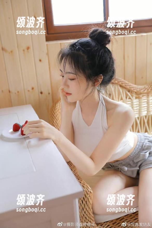 51黑料 51黑料更新了,网红们的黑料门又有新料,你决定舔屏还是翻脸?