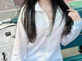 别问我为啥在“91吃瓜网”愣住了，每个链接都像是车站旁的小摊，叫得我心痒痒的。
