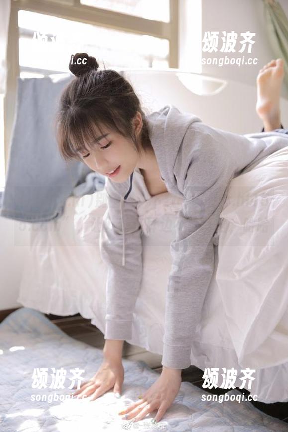 www.hl 别错过,下载“www.hl155.ccm”,让八卦在耳边不停耳语,哈哈
