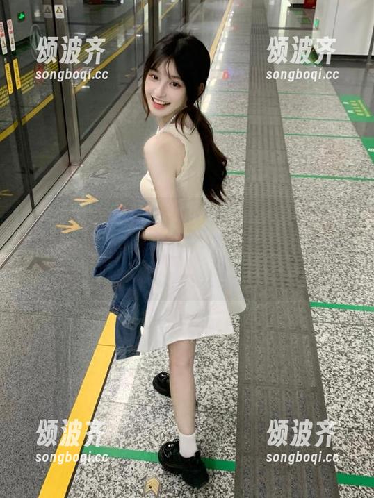 今天翻开“www.吃瓜网36w.cc”的视频，觉得今世繁华都不过如此...啧啧啧
