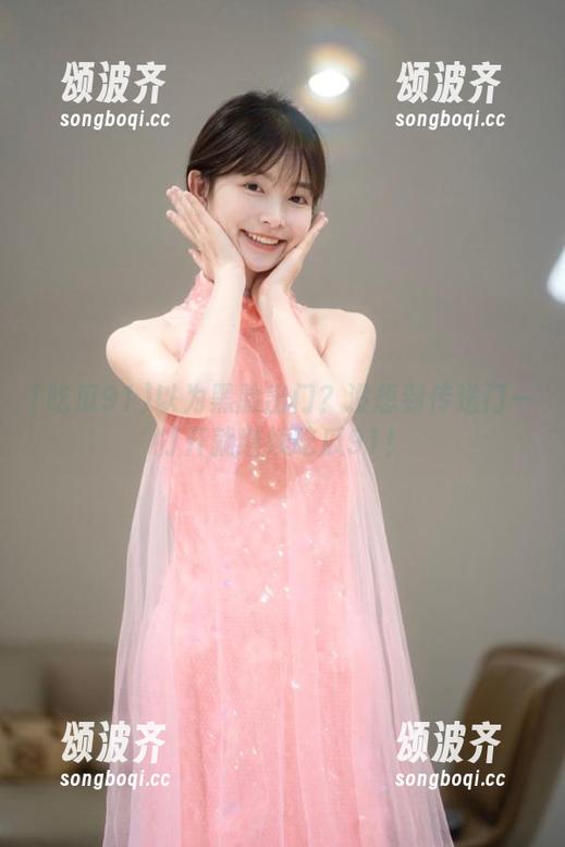 吃瓜91 以为黑脸出门?没想到传送门一打开就继续吃瓜91!
