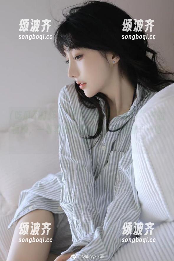 吃瓜不打烊 “今日吃瓜不打烊51”中的视频,一幕幕像是过山车一样刺激——哈哈