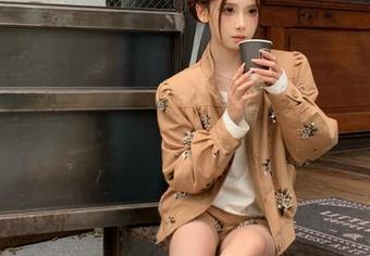网红聚集地，网址一键带你直击吃瓜爆料现场！