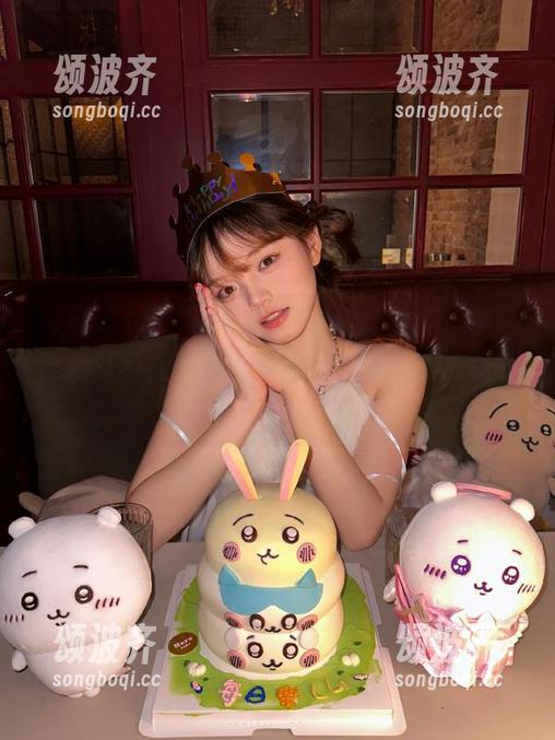 娱乐718 娱乐718正能量新趋势,你在收藏,我在翻白眼,天哪,还不如小猫的视频来得真实。