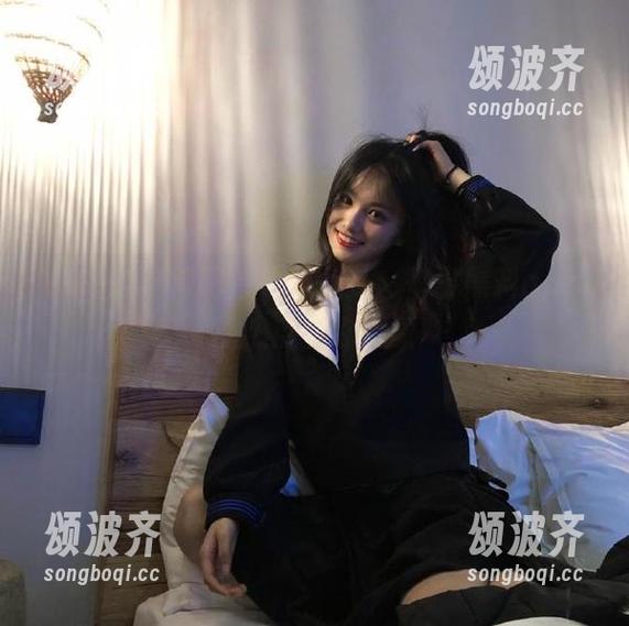 吧台边的八卦：每日黑料app的热度非你想象