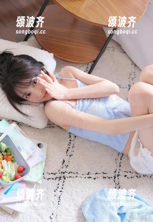 吃瓜就该干脆！快来下载“黑料不打烊”，保证你不再miss任何爆料的机会。