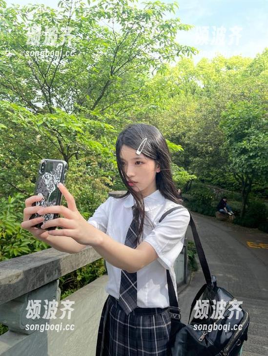 黑料不打烊视频下载，今晚宅家追剧真是一种解压方式！