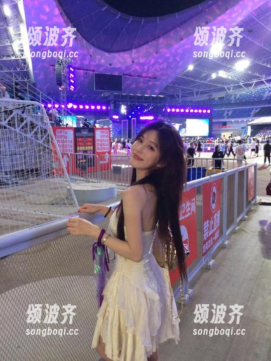 黑料不打烊 网页中的黑料不打烊,像是一场永远不散场的派对,疯狂又刺激!