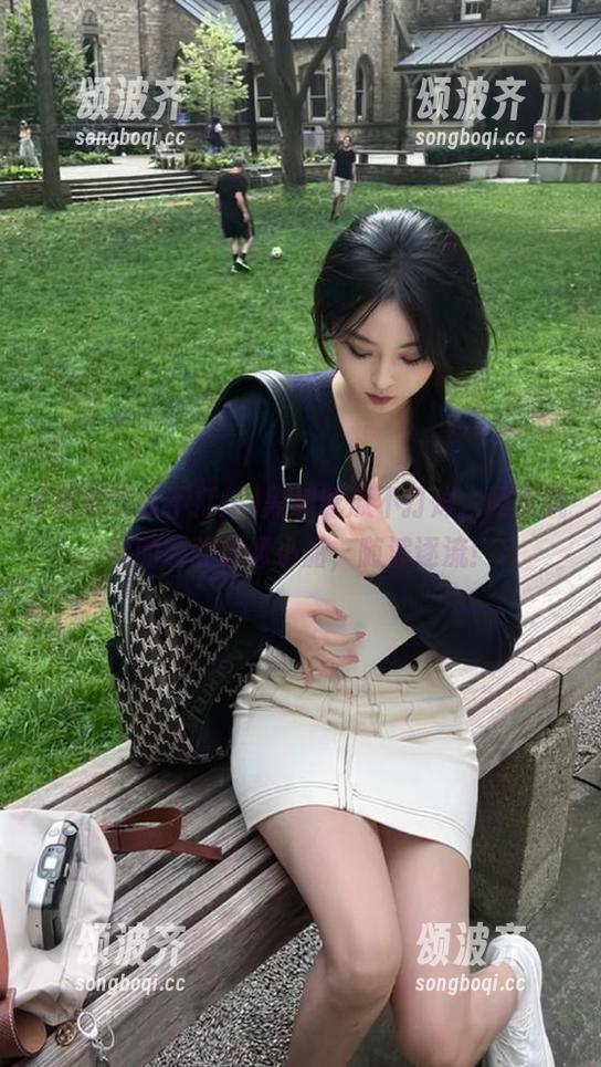 黑料吃瓜不打烊 黑料吃瓜不打烊,网页跳转的线路就像小船,随波逐流!