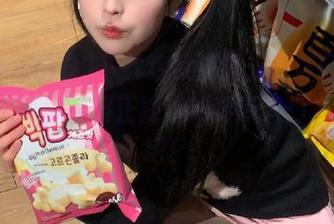 下载这款神器，让你轻松掌握2025年黑料正能量的最新入口，快来吧！