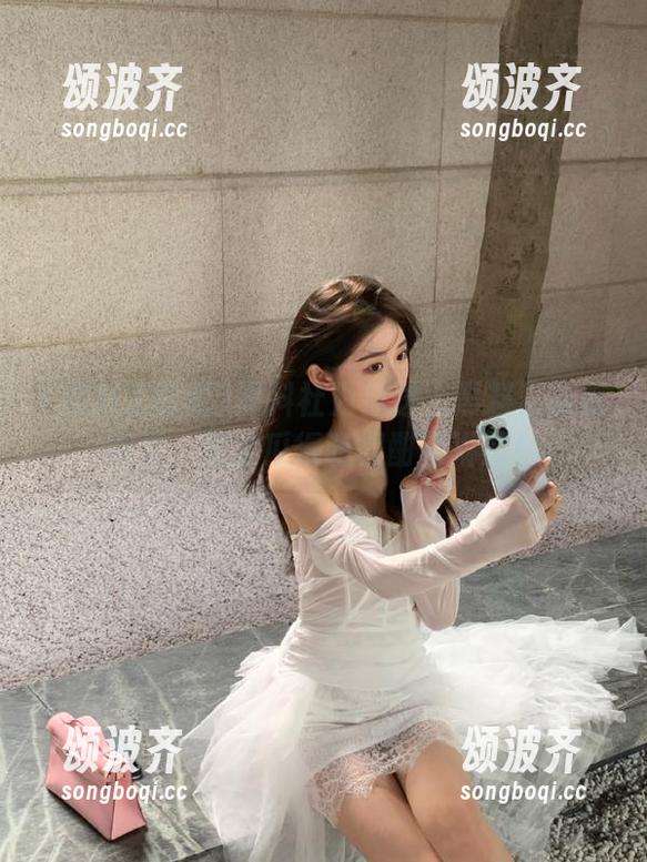黑料正能量 黑料社为你送上黑料正能量网址,这波瓜得吃得酣畅淋漓!