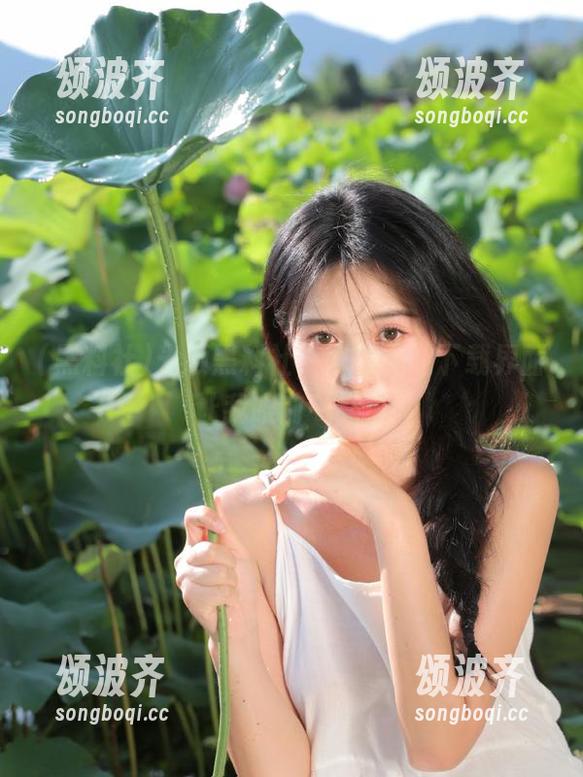 黑料社 光顾黑料社,网址上的下载界面让我眼前一亮!